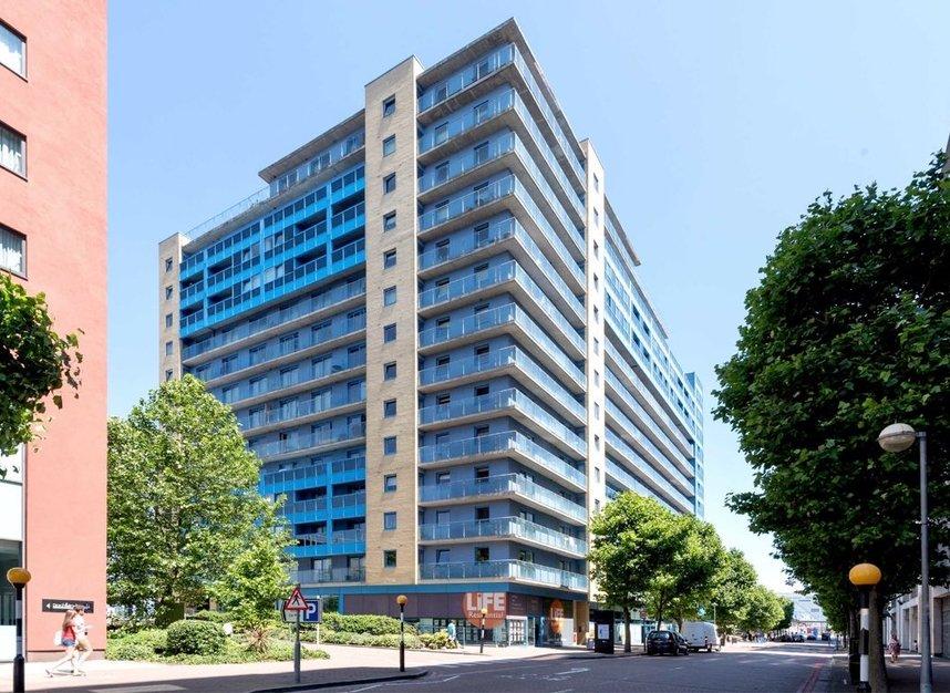 Westgate Apartments, Royal Victoria Dock, Canary Wharf, London, E16 1BN