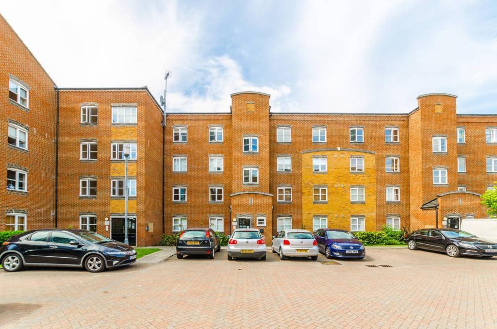 Otter Close, Bow Fly Over, Stratford High Street, London, E15 2PZ