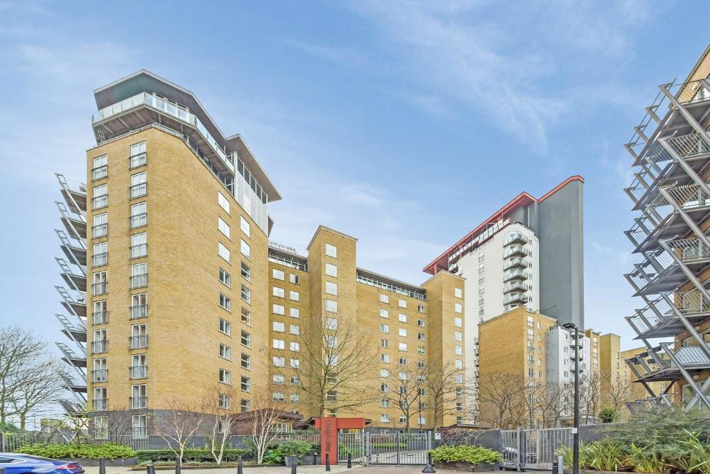 Seacon Tower, Hutchin Street, South Quay, Westferry, Canary Wharf, London, E14 8JX