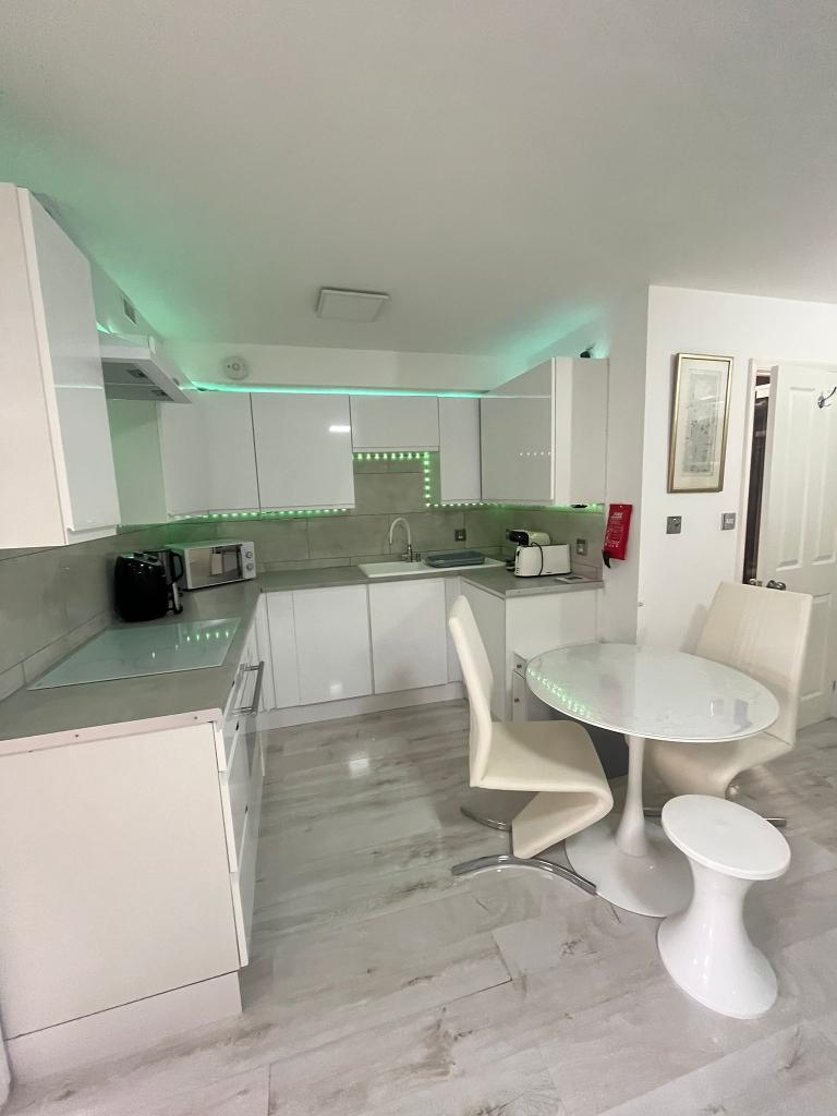 2 Otter Close, Stratford High Street, Stratford, Bow, London, E15 2PZ
